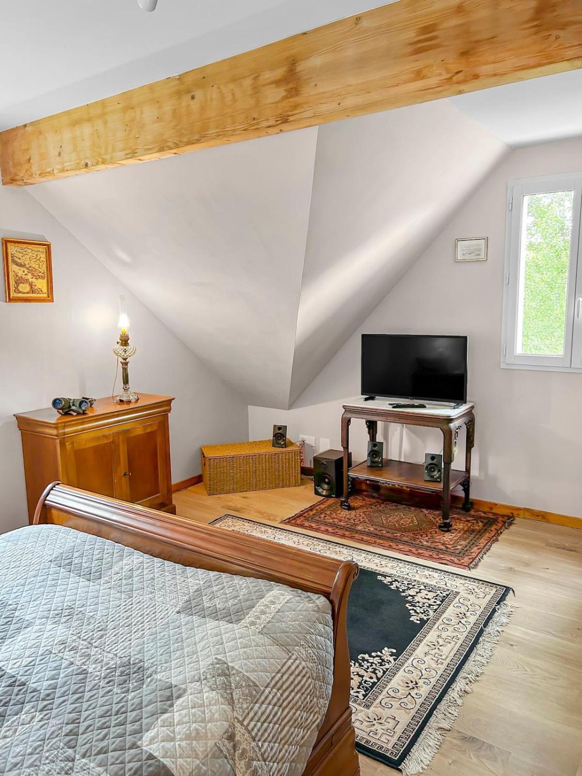 Holiday home Nature Et Bord D'etang A *