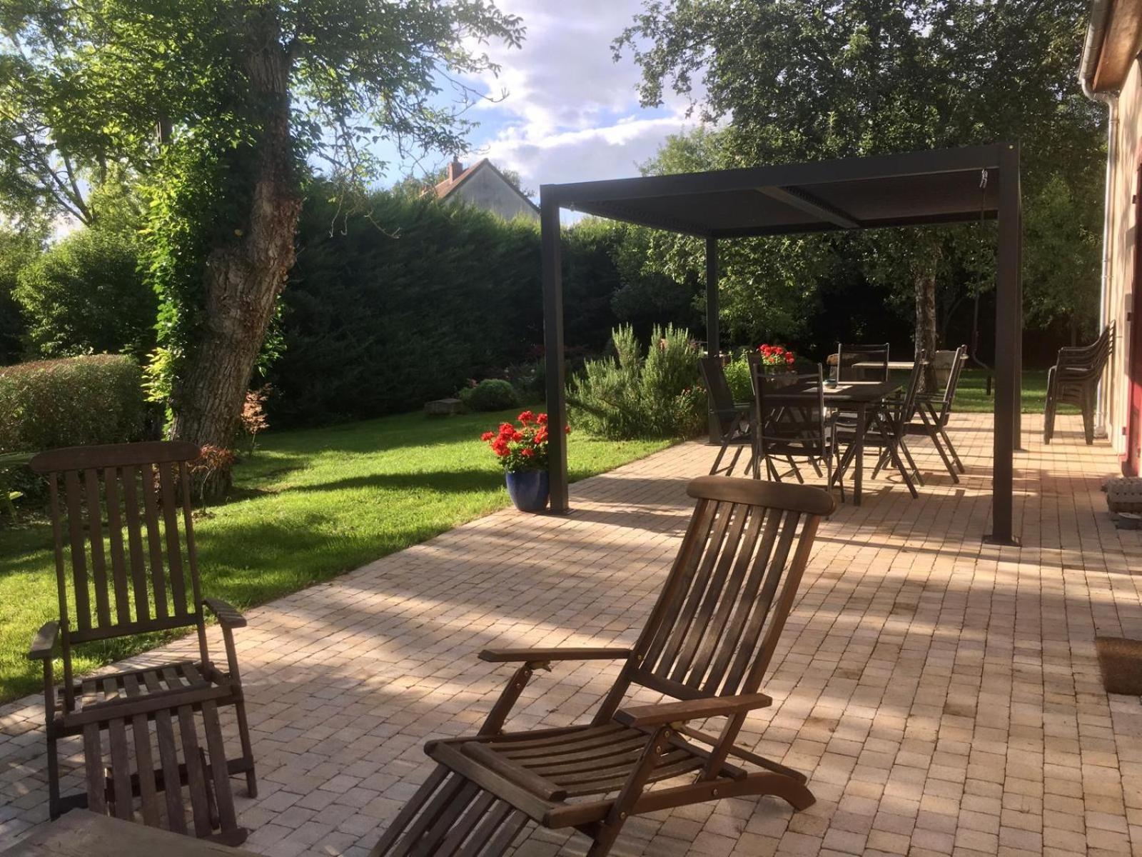 Holiday home Nature Et Bord D'etang A Jars